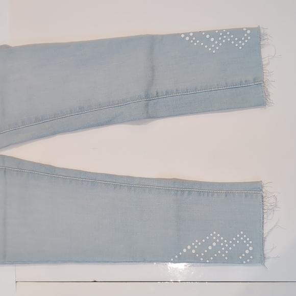 Levi's 711 Amilly Ankle Light Wash Jeans - Picture 3 of 12